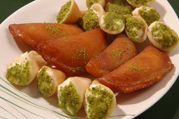 انيقات